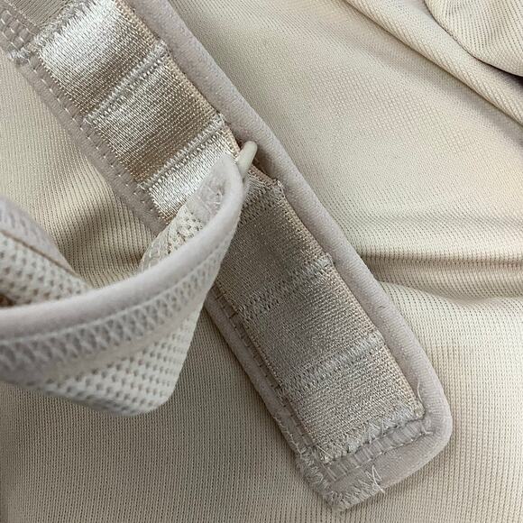 Wacoal Size 38DD Sand Simone Sport Underwire Bra Full Coverage Workout K2-4 - Picture 7 of 11